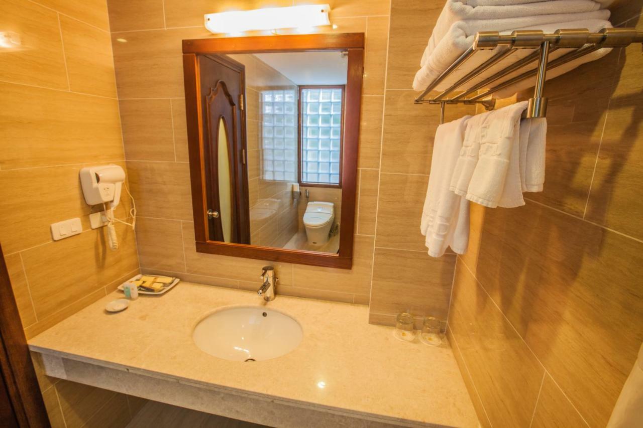 Lenid Hanoi Hotel Екстериор снимка